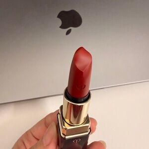 *BRAND NEW* Clé de Peau Beauté Lipstick Cashmere - 104 Decadent